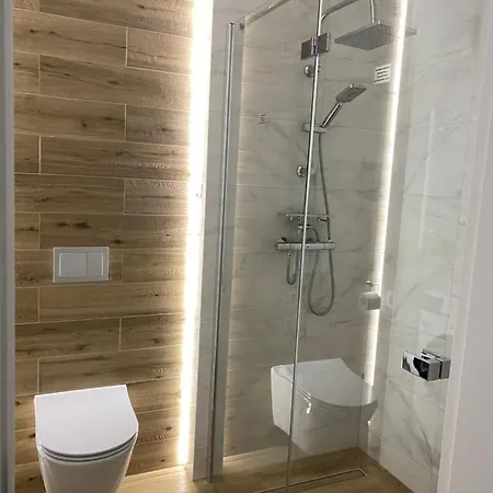 アパート 20m Do Plazy ウストロニエ・モルスキエ