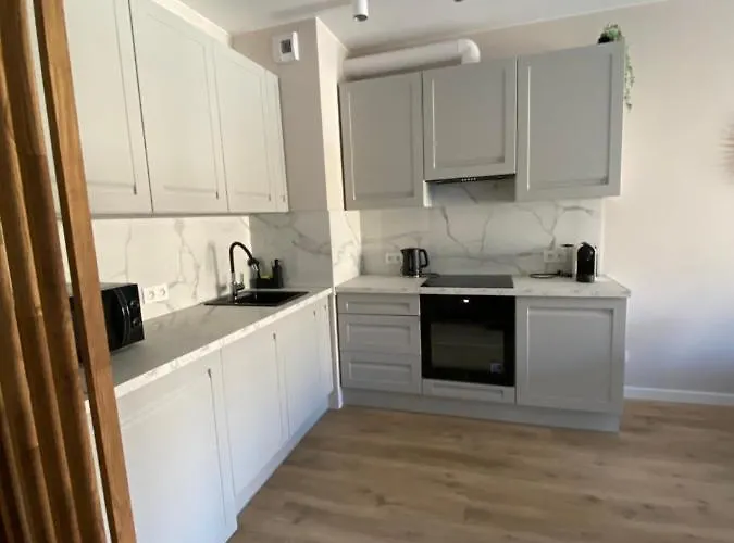 20m Do Plazy アパート